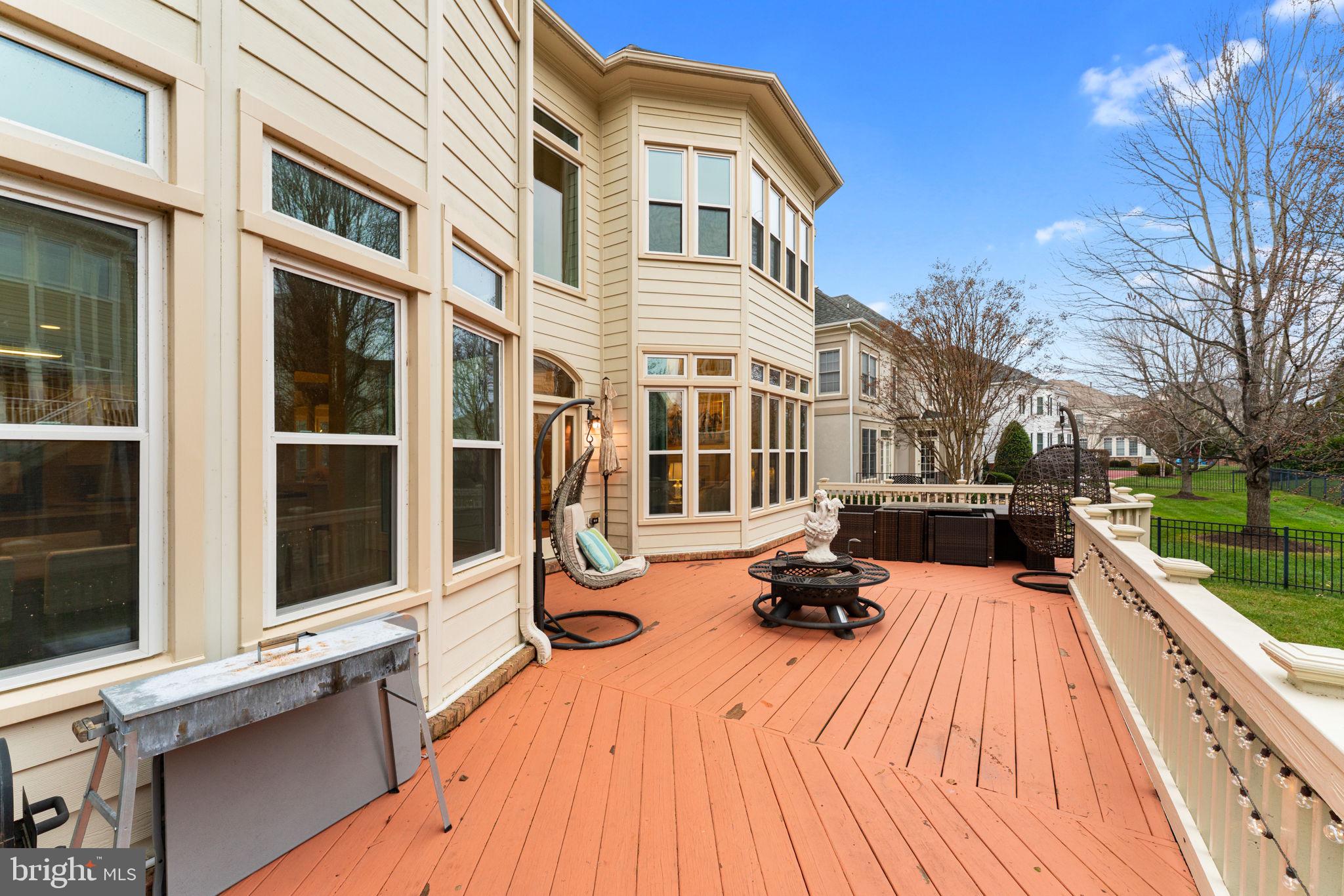 LAKE MANASSAS - Residential