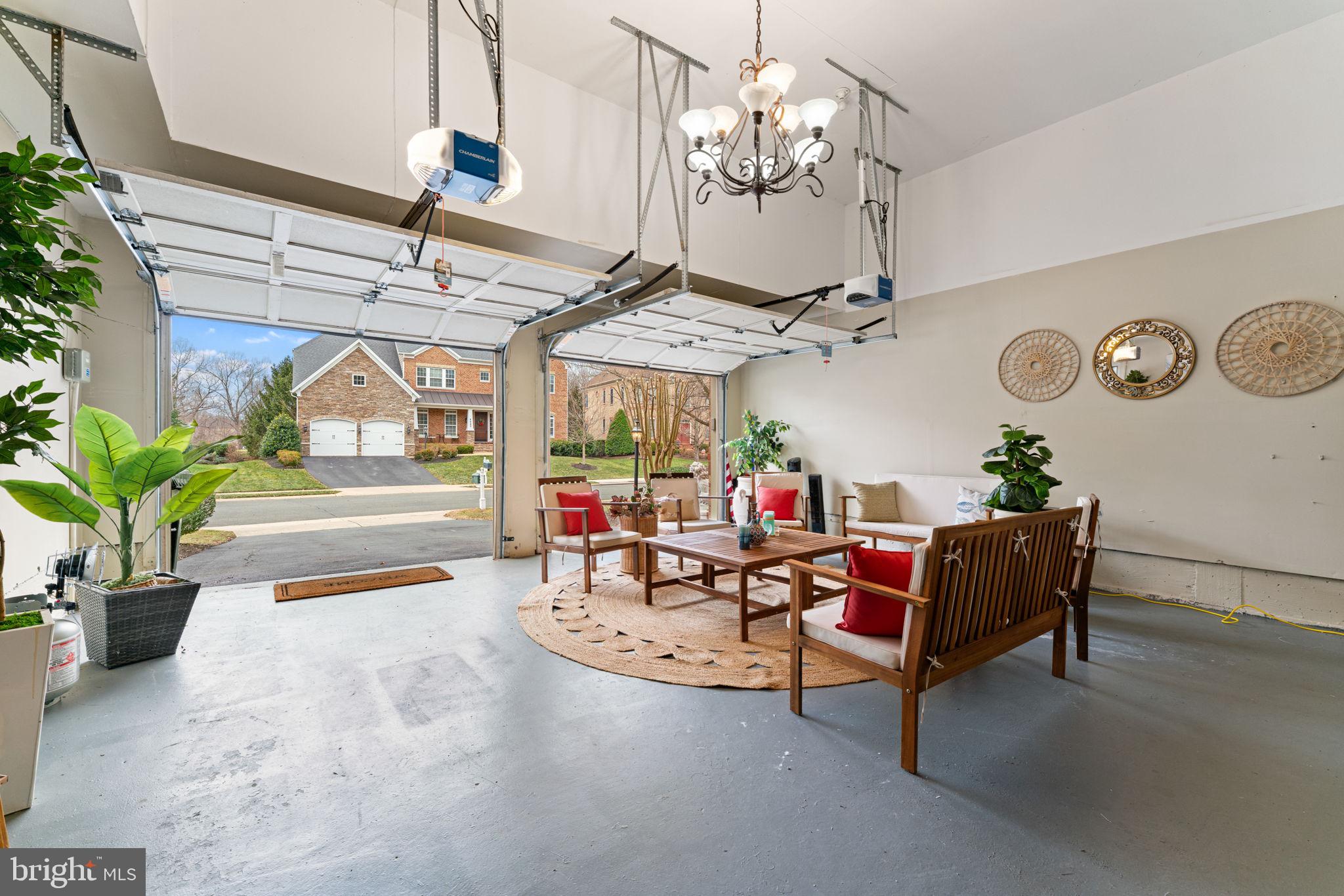 LAKE MANASSAS - Residential