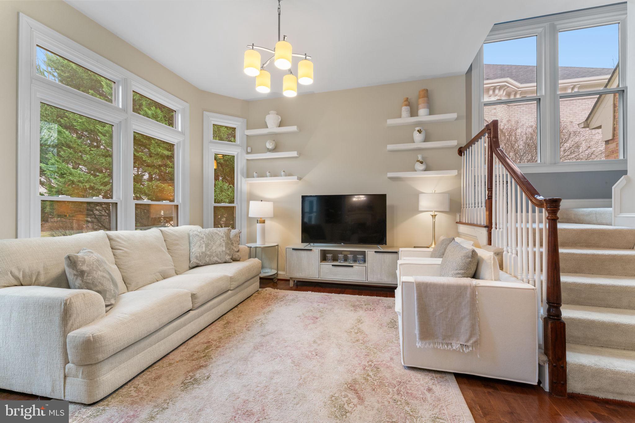 LAKE MANASSAS - Residential