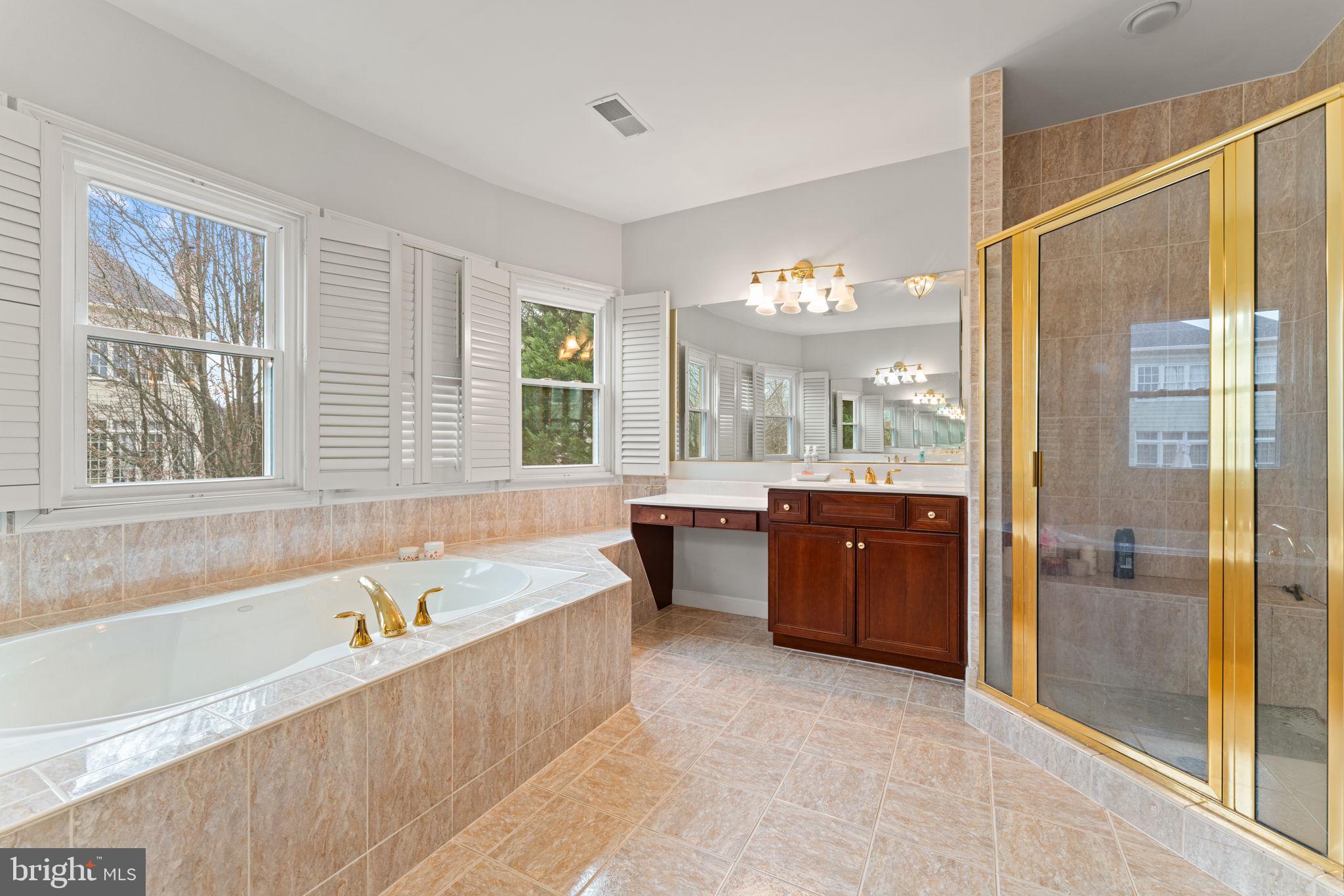 LAKE MANASSAS - Residential