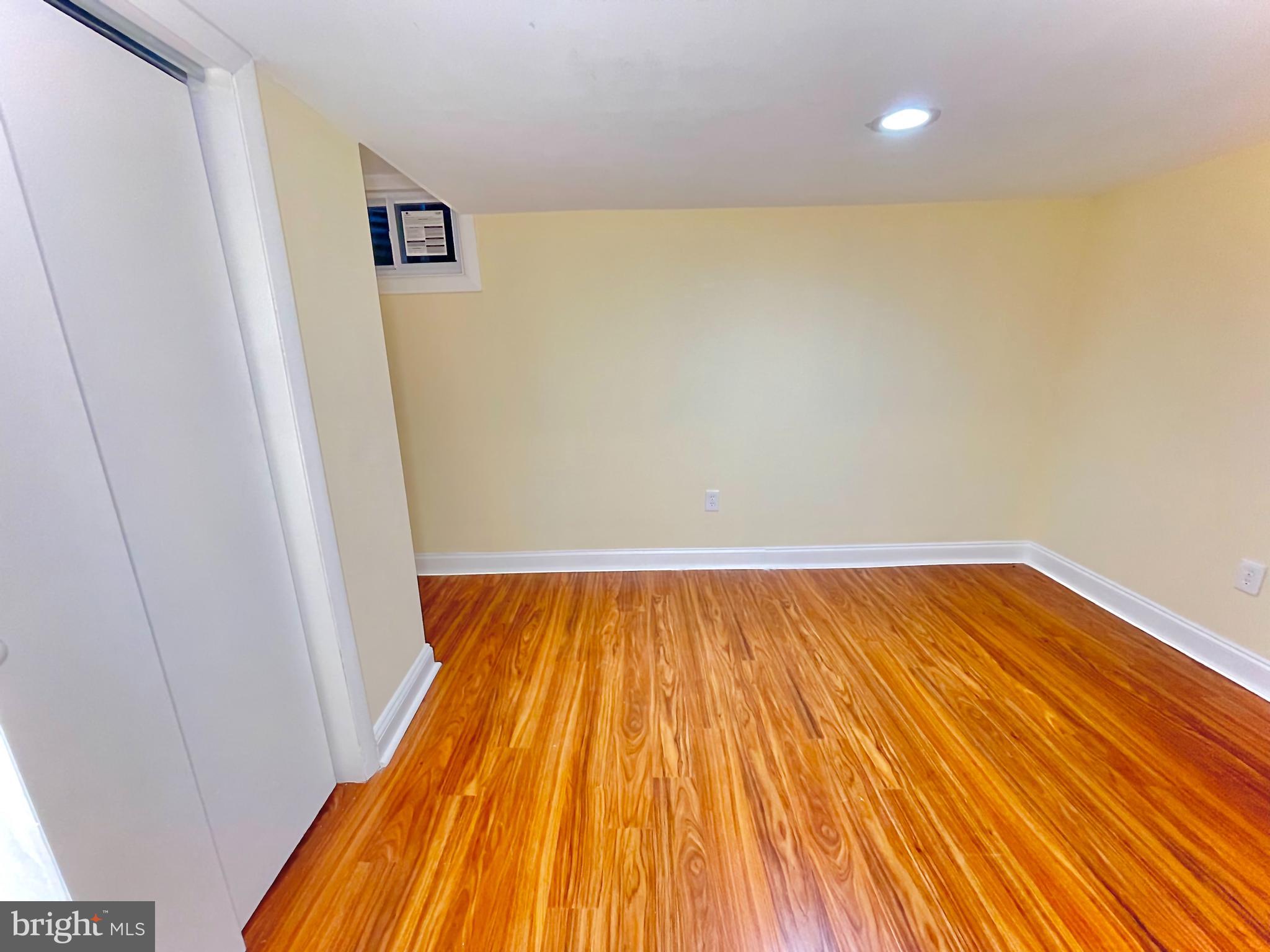 NEWPORT ESTATES - Residential