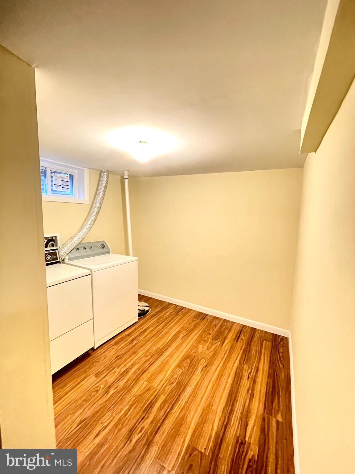 NEWPORT ESTATES - Residential