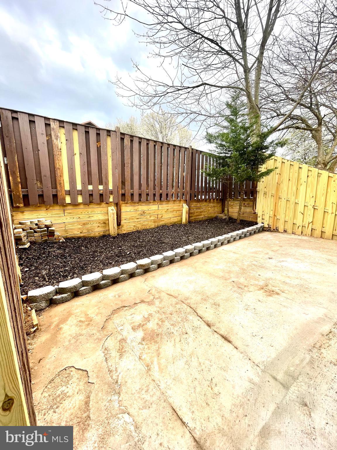 NEWPORT ESTATES - Residential