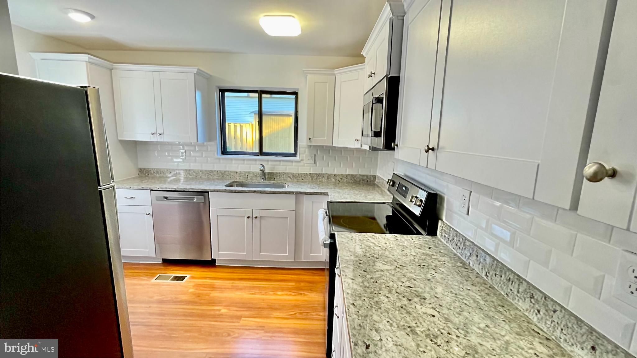 NEWPORT ESTATES - Residential