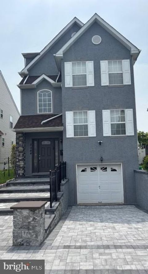 2044 GORMAN STREET PHILADELPHIA PA 19116