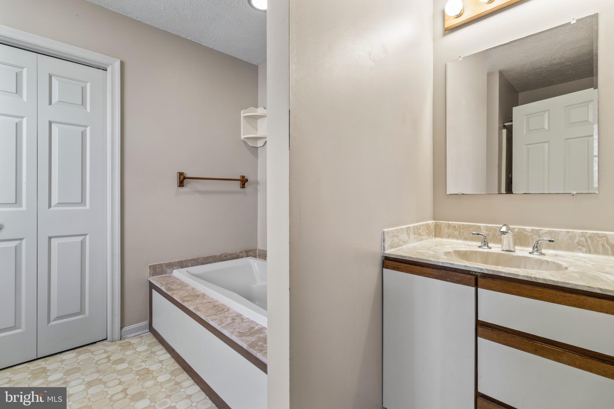 ALBRITTAIN ESTATES - Residential