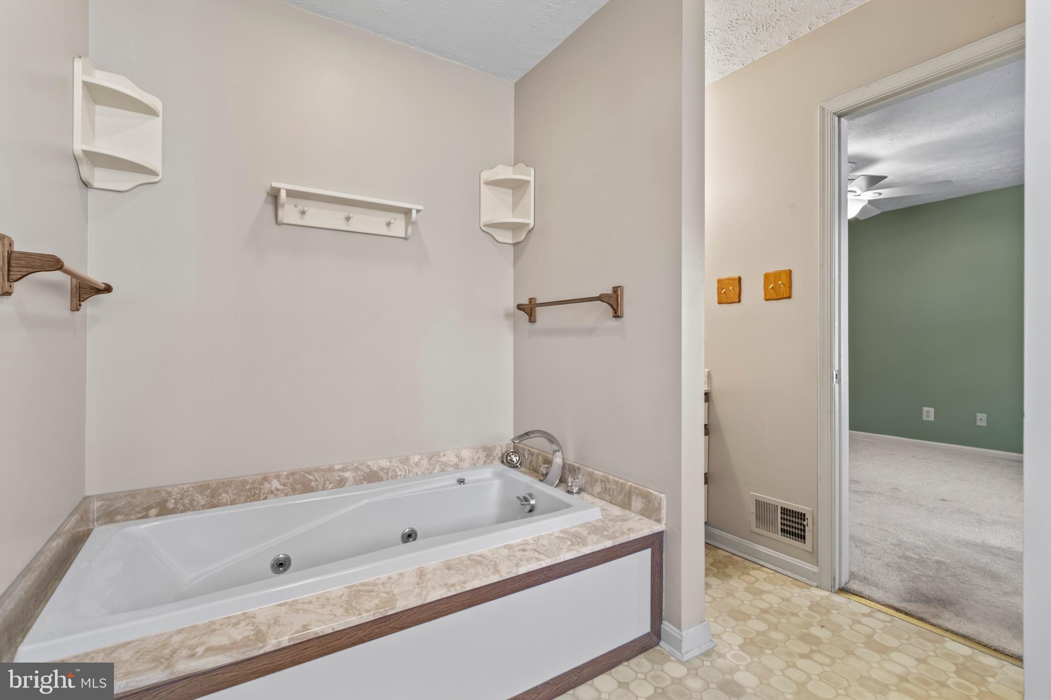 ALBRITTAIN ESTATES - Residential