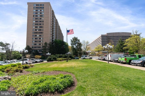Condo For Rent - 3705 S George Mason Drive #2202S<br/> FALLS CHURCH, VA 22041