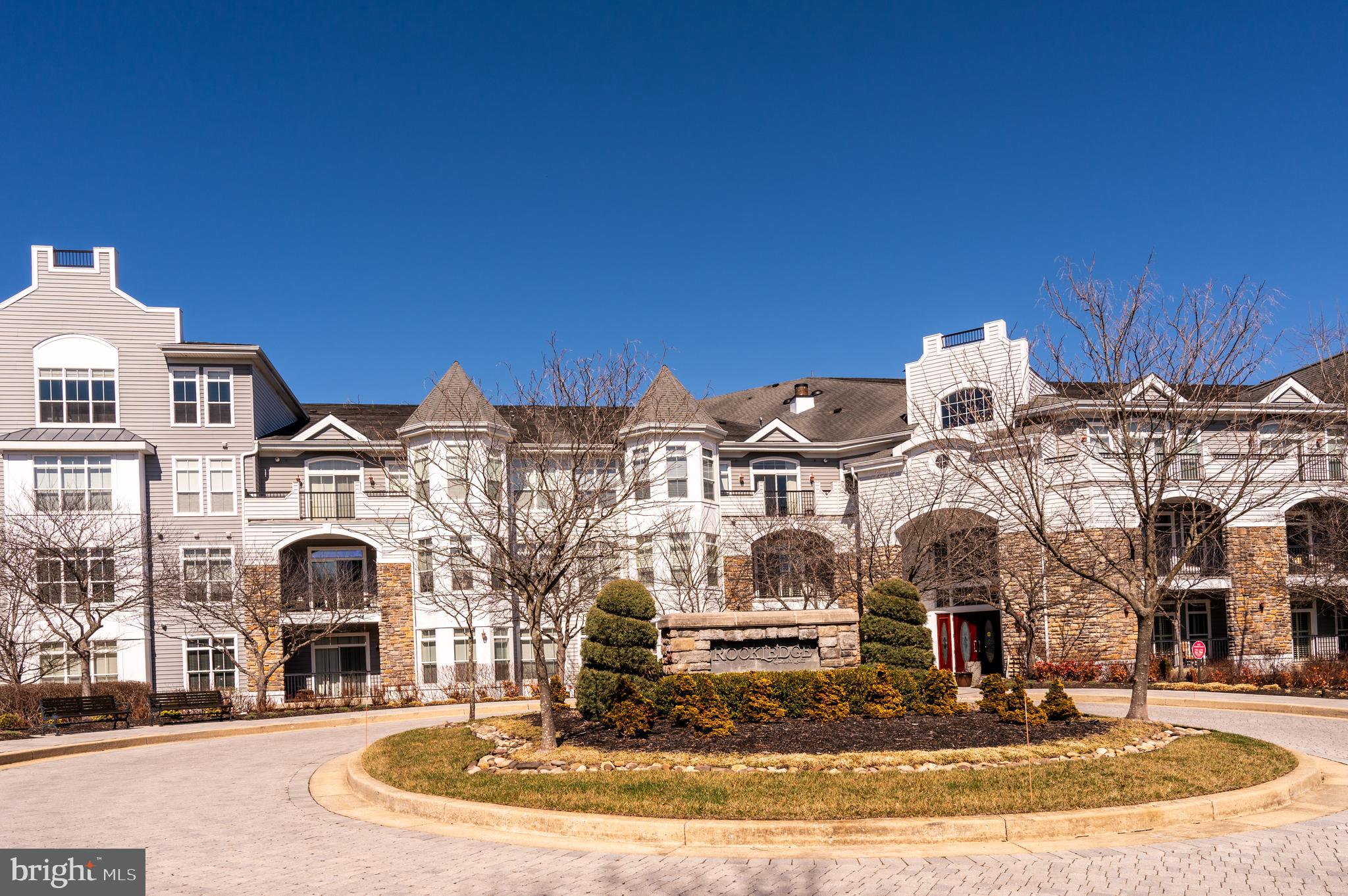 2800 STONE CLIFF DRIVE 203