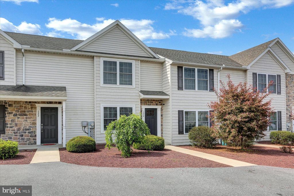 Photo of 124 Redstone Drive, Denver, PA 17517 (MLS # PALA2050444)