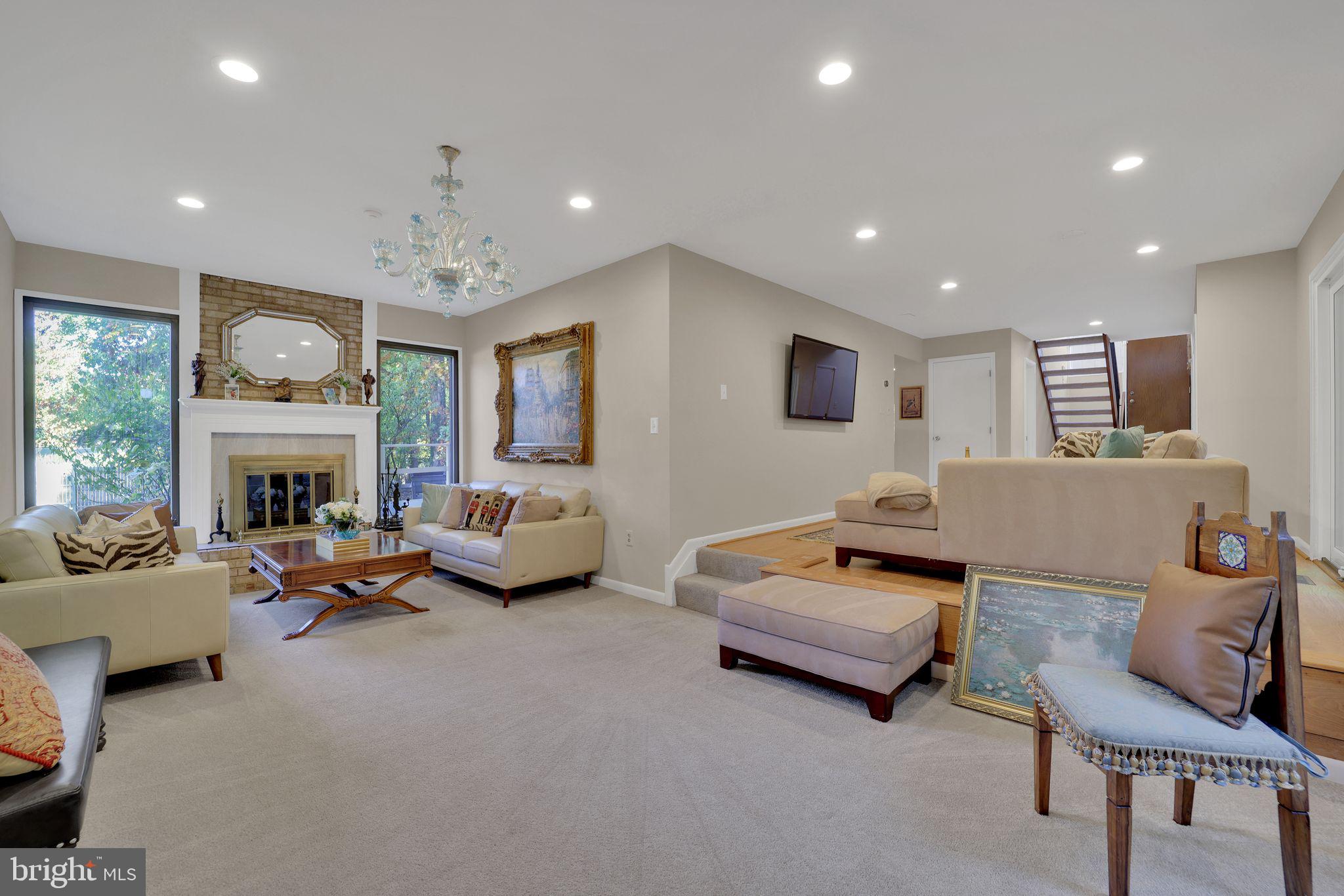 12106 QUORN LANE