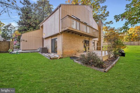 12106 QUORN LANE RESTON VA 20191