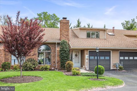 427 DEERFIELD DRIVE 427 HANOVER PA 17331