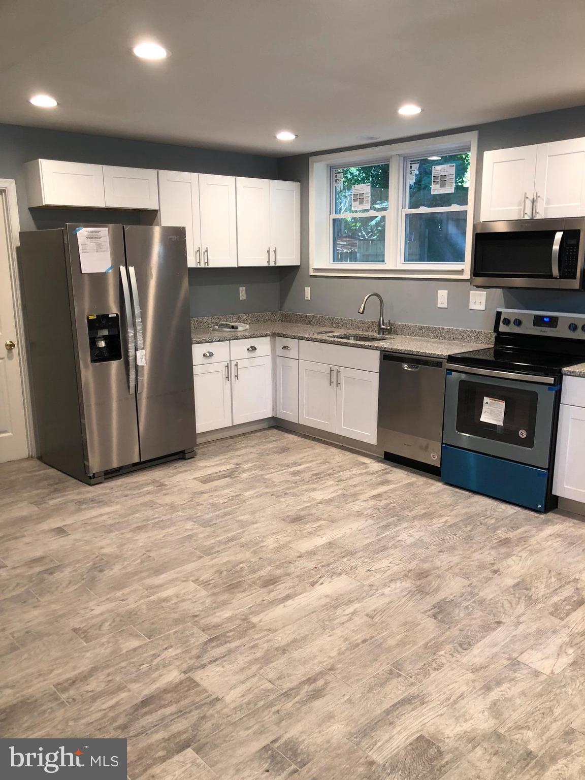 GLENN DALE - Residential Lease