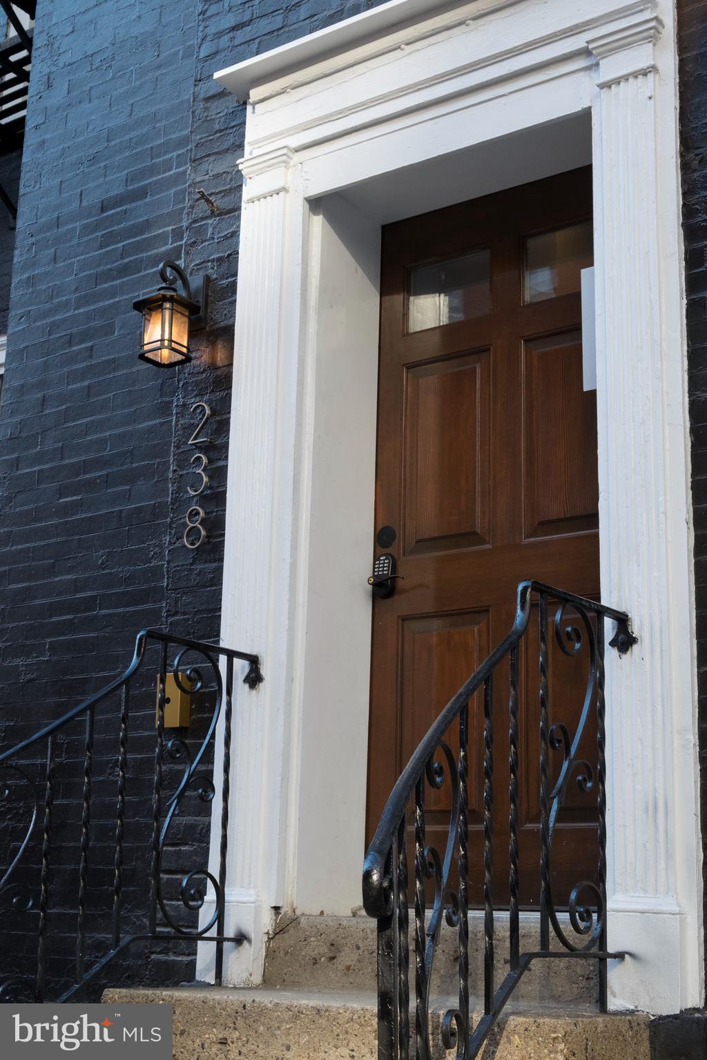 RITTENHOUSE SQUARE - Residential Lease