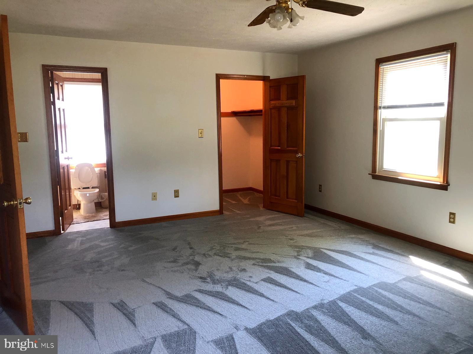 FAIRFIELD ACRES - Residential