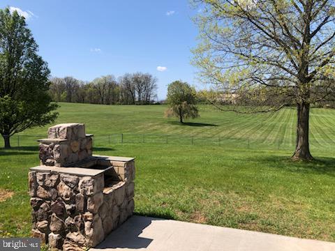 FAIRFIELD ACRES - Residential