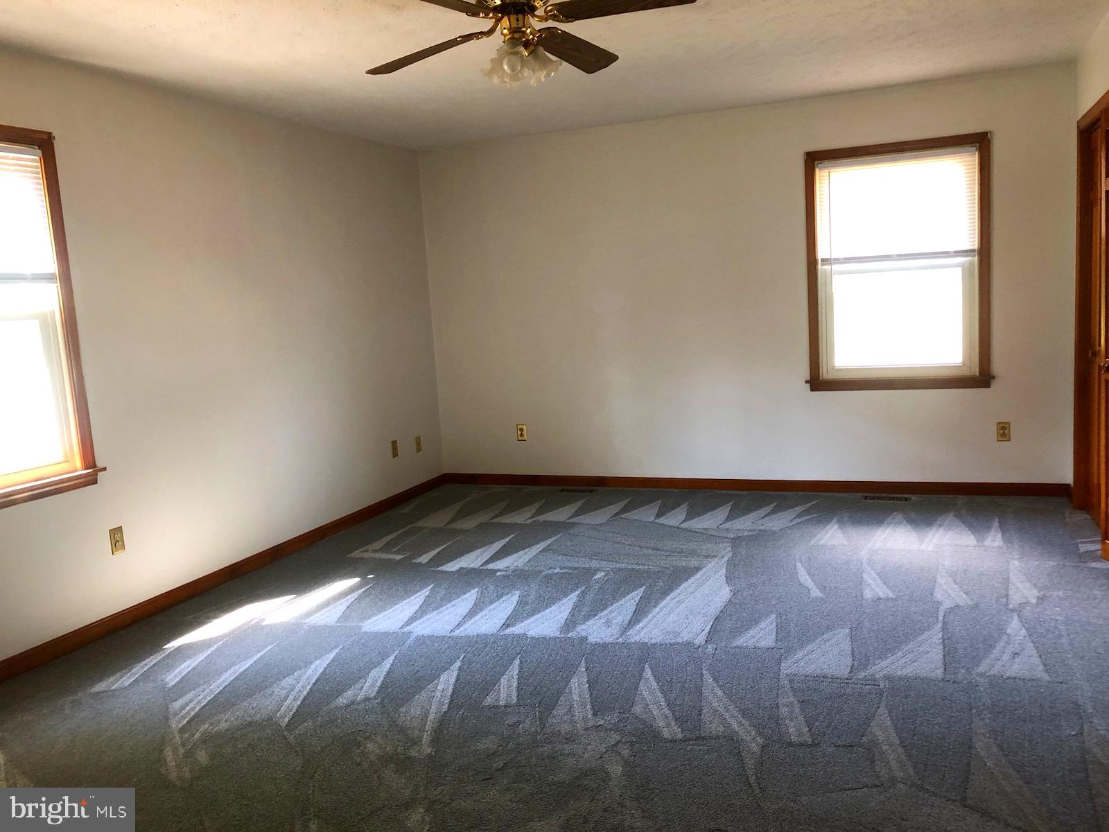 FAIRFIELD ACRES - Residential