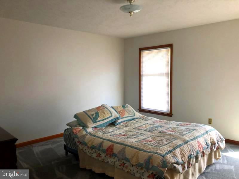 FAIRFIELD ACRES - Residential