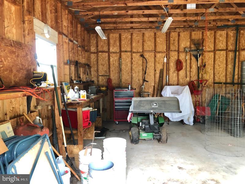 FAIRFIELD ACRES - Residential