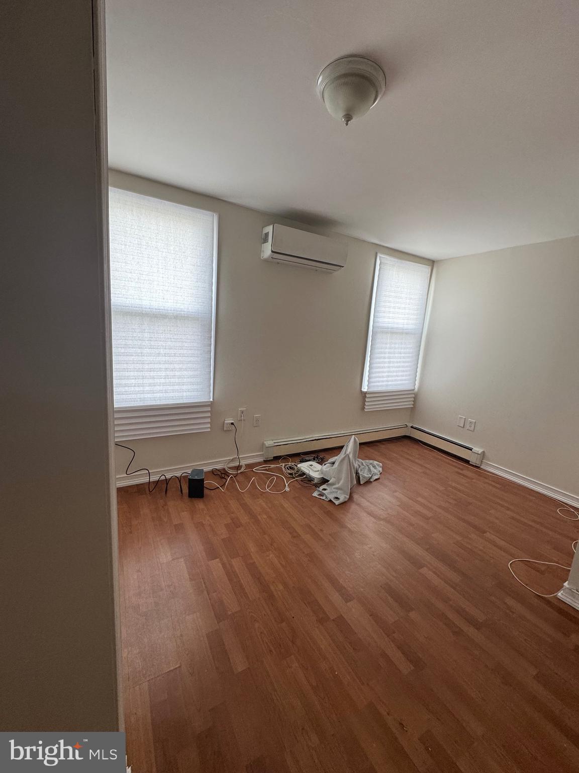 WAVERLY - Residential Lease