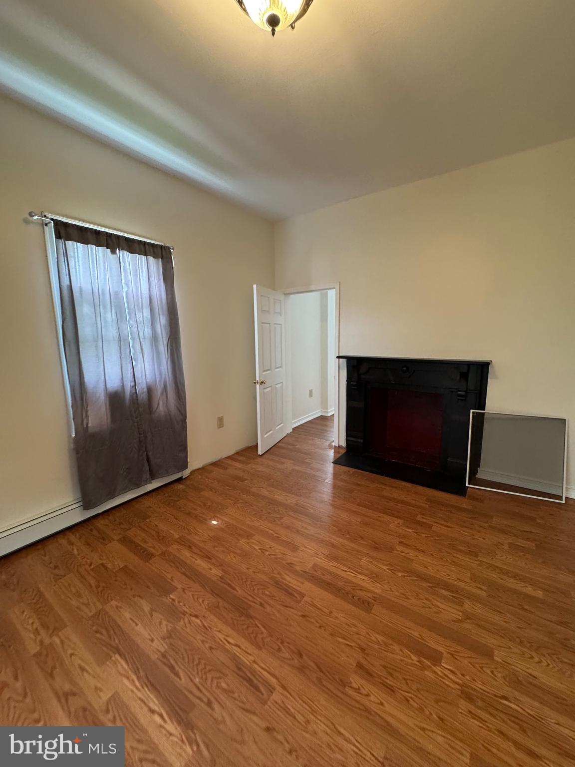 WAVERLY - Residential Lease