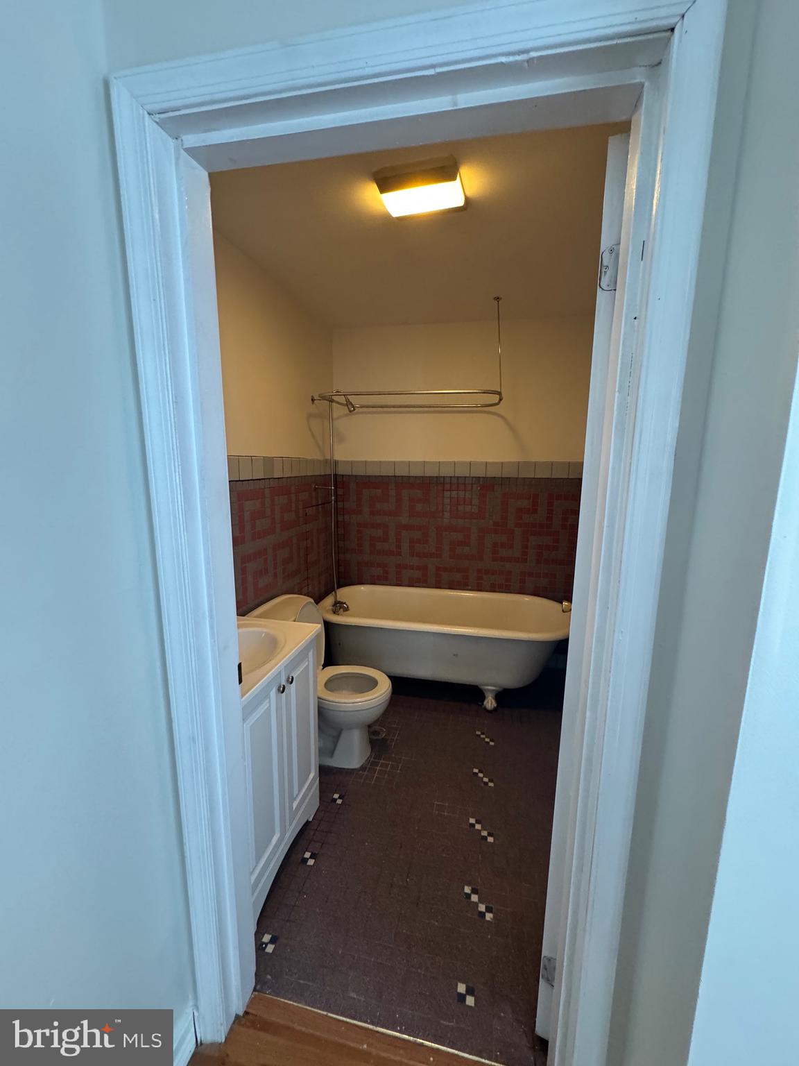 WAVERLY - Residential Lease