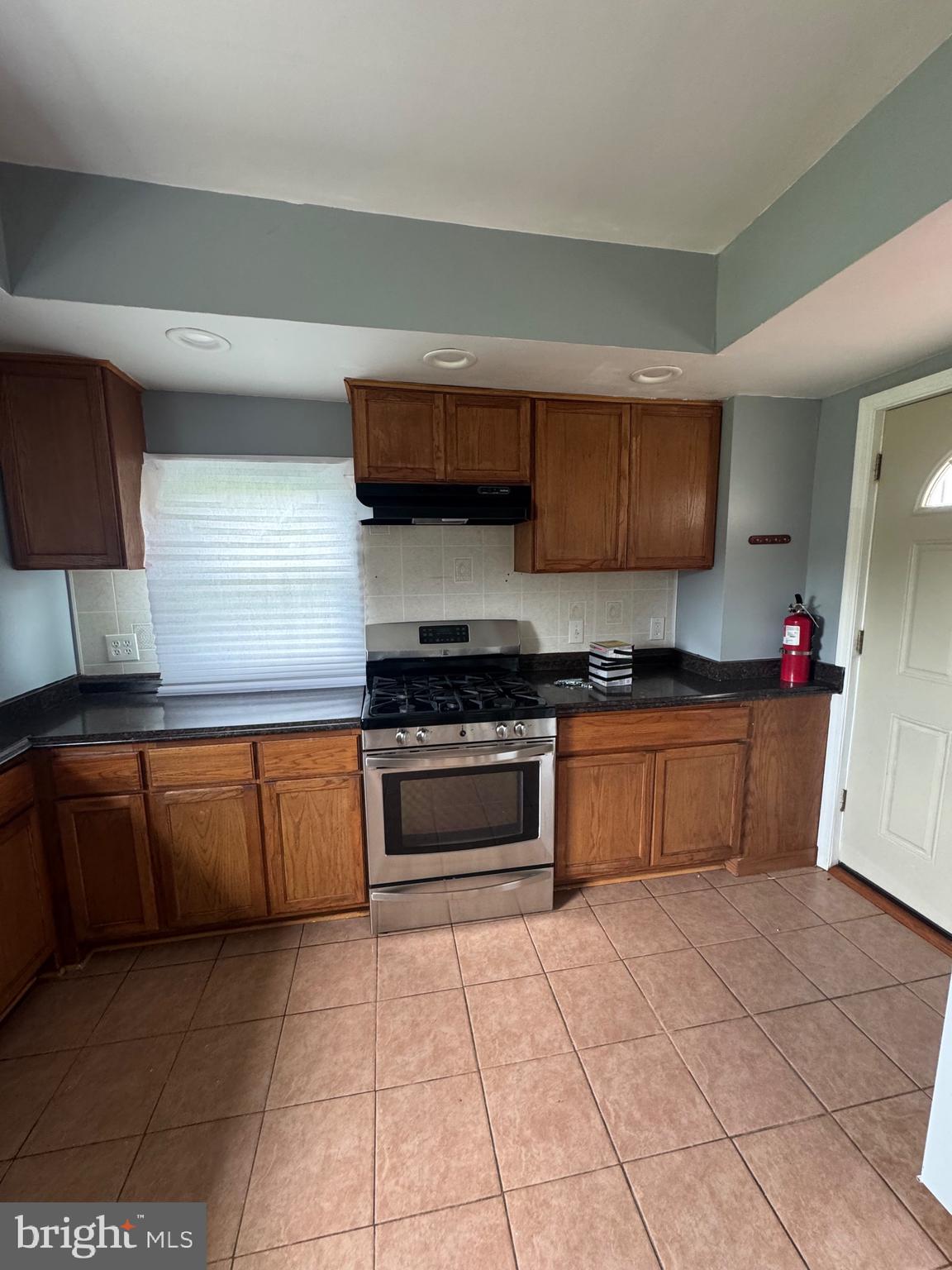 WAVERLY - Residential Lease