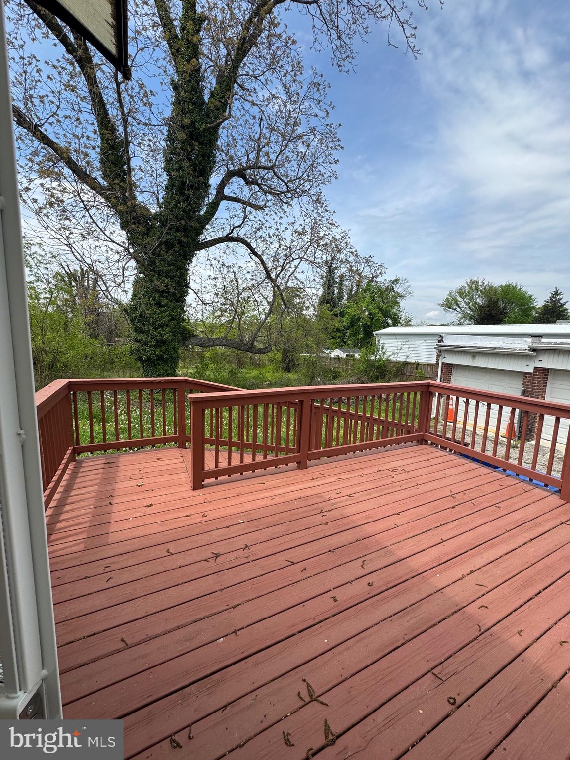 WAVERLY - Residential Lease