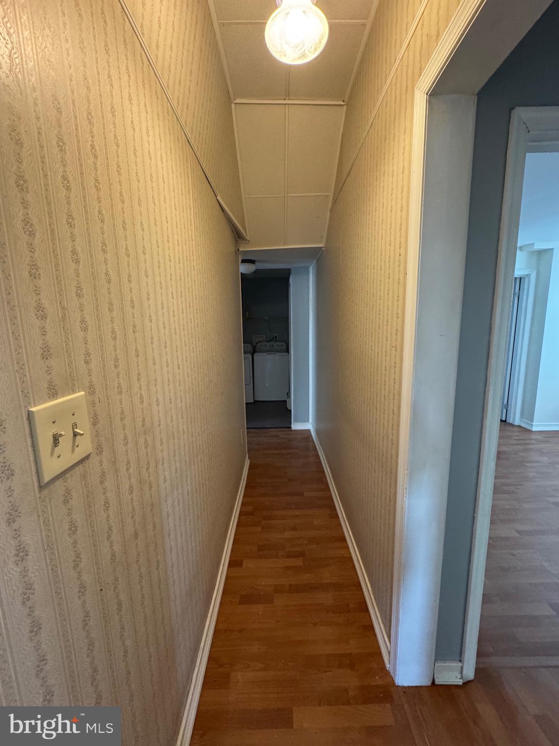 WAVERLY - Residential Lease