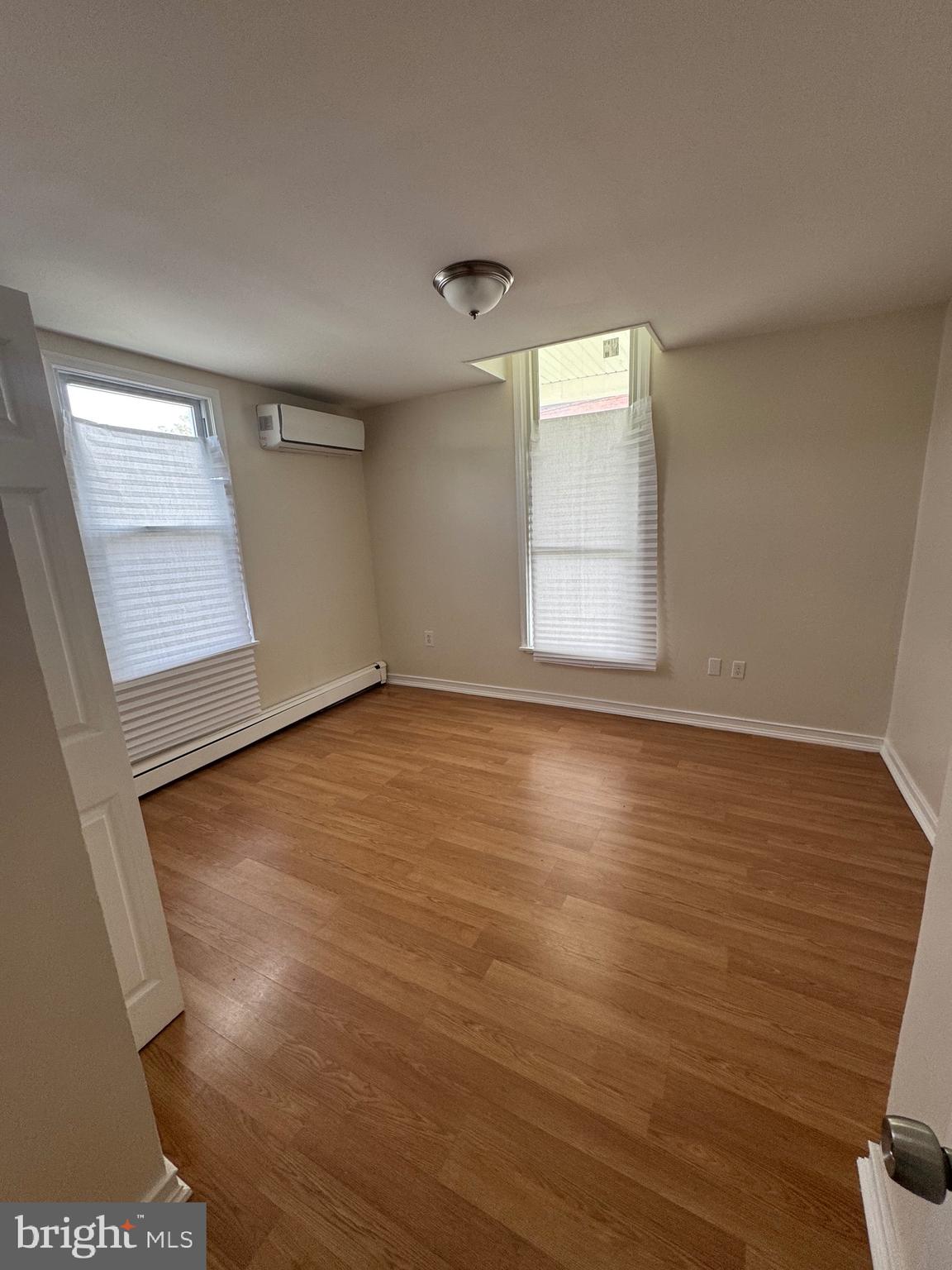 WAVERLY - Residential Lease
