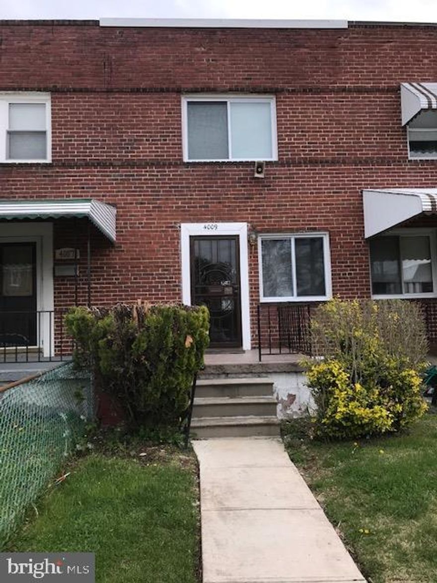 This property has 3 Levels of living!  2 bedroom 2 full bathroom with a Finished Basement and Fenced in Rear Yard.  Central Air, Ceiling Fans and  Harwood floors  throughout the property.  Separate living room and dining room with stainless steel appliances and washer and dryer.  Move in Ready,  schedule your appointment today!