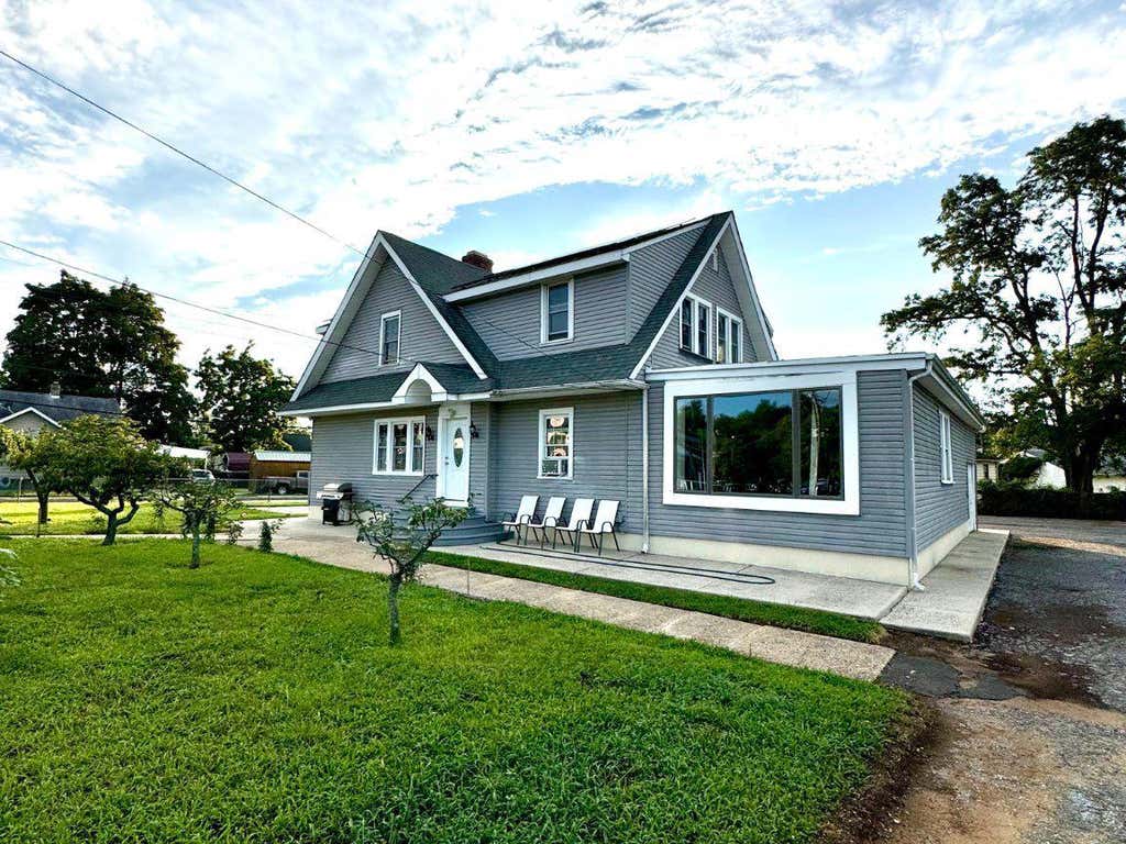 Photo of 4517 Route 130 S, BURLINGTON, NJ 08016 (MLS # NJBL2117874)