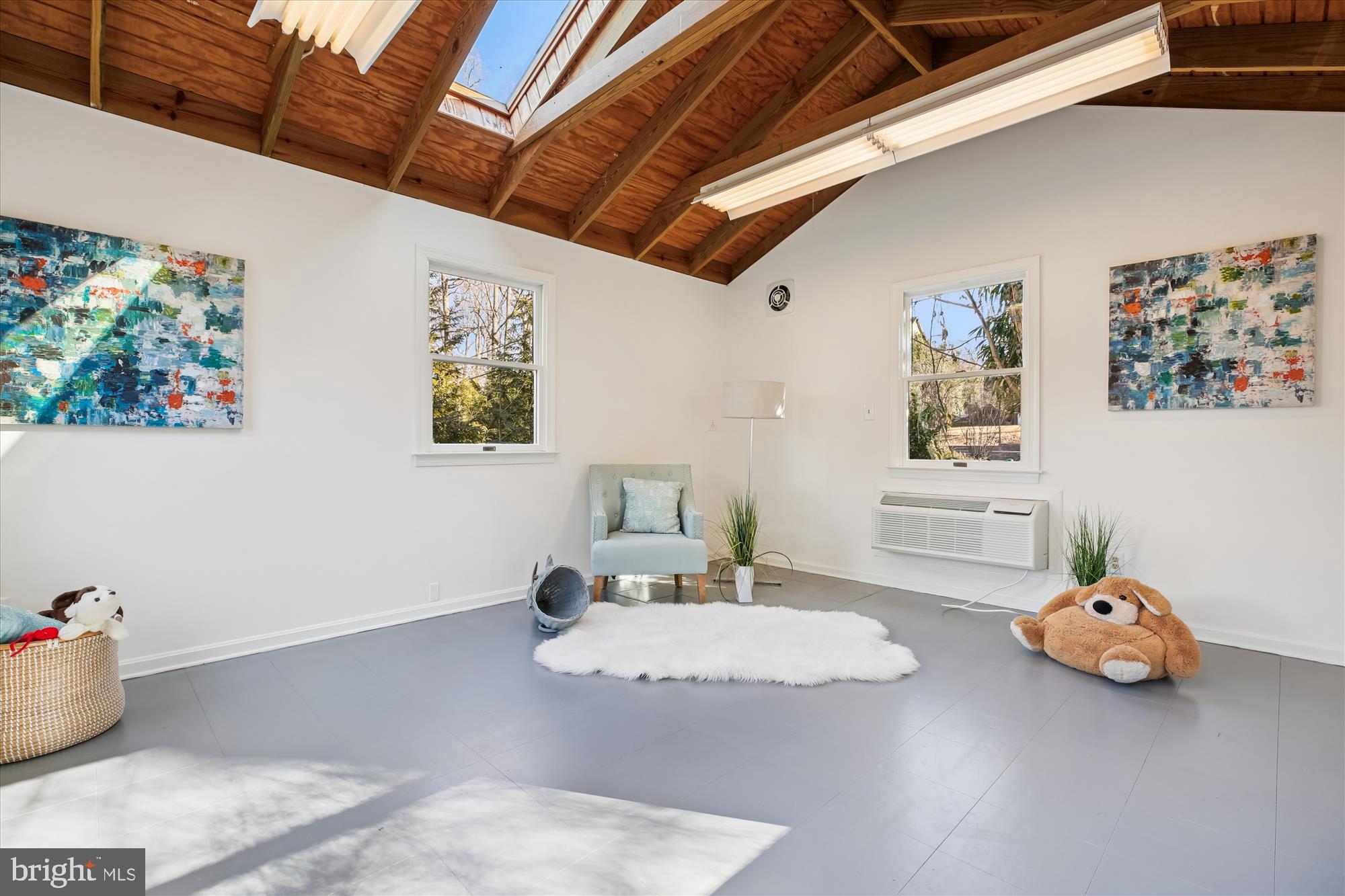 CHEVY CHASE MANOR - Residential