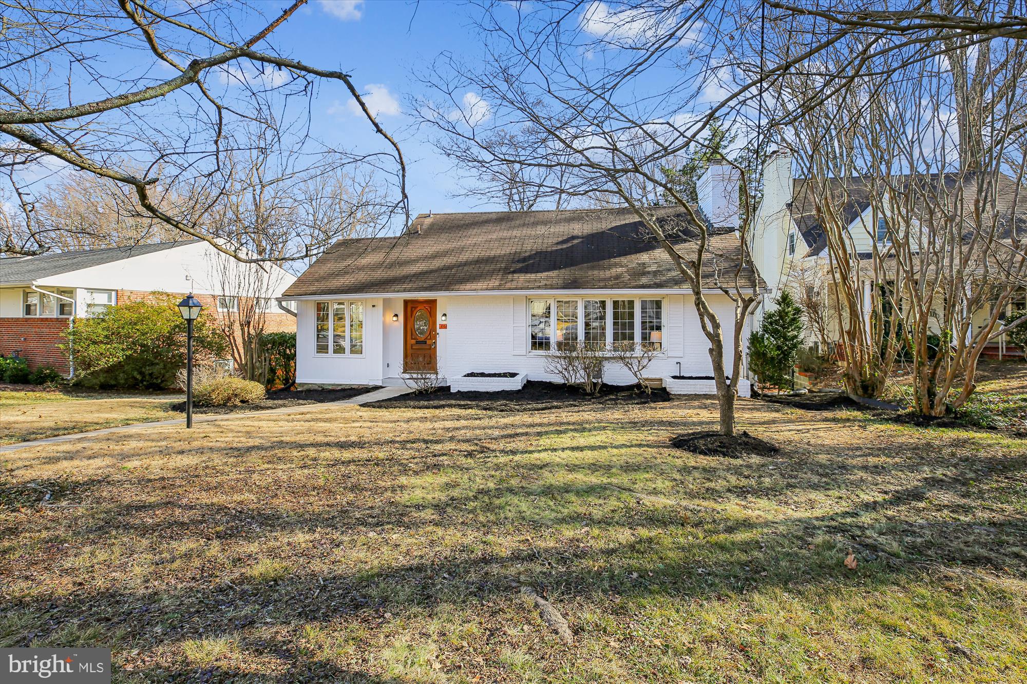 CHEVY CHASE MANOR - Residential