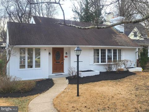 Photo of 3312 Camalier Drive, CHEVY CHASE, MD 20815 (MLS # MDMC2213708)