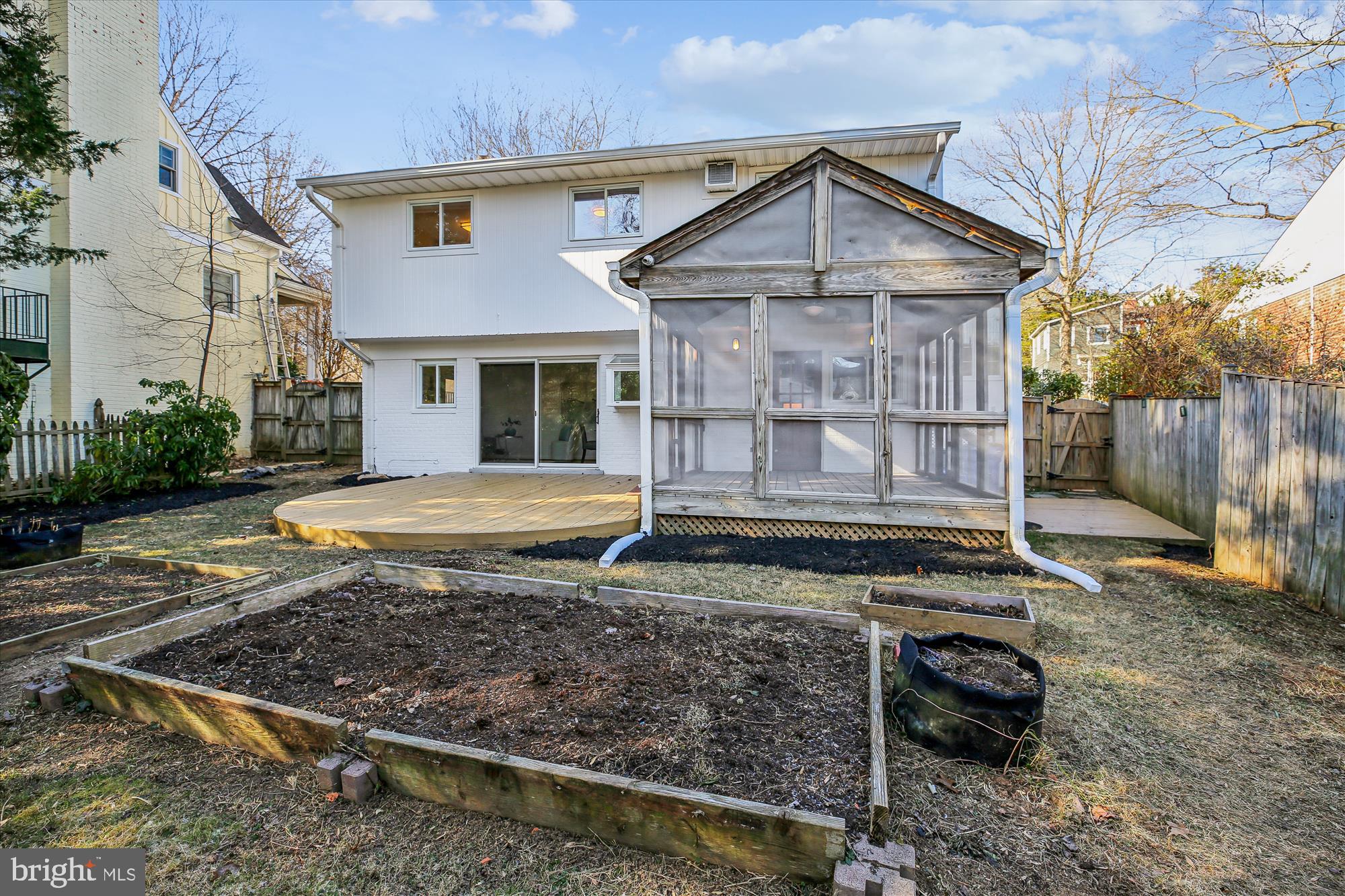 CHEVY CHASE MANOR - Residential