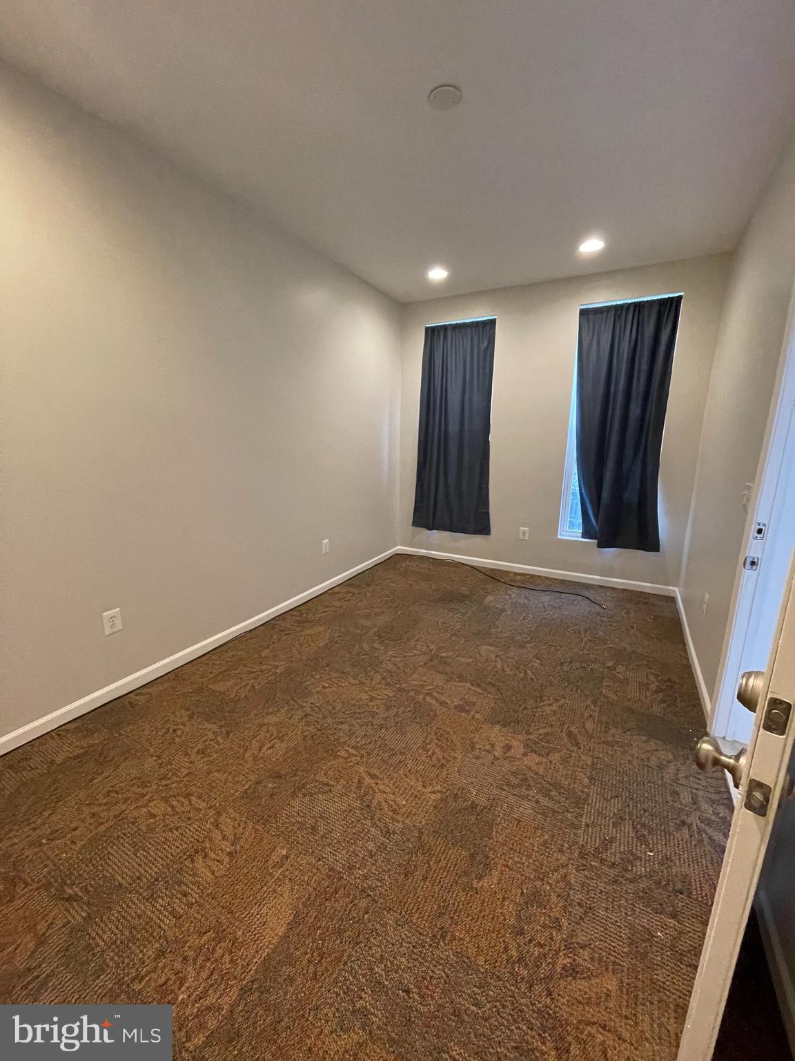 PATTERSON PARK - Residential Lease