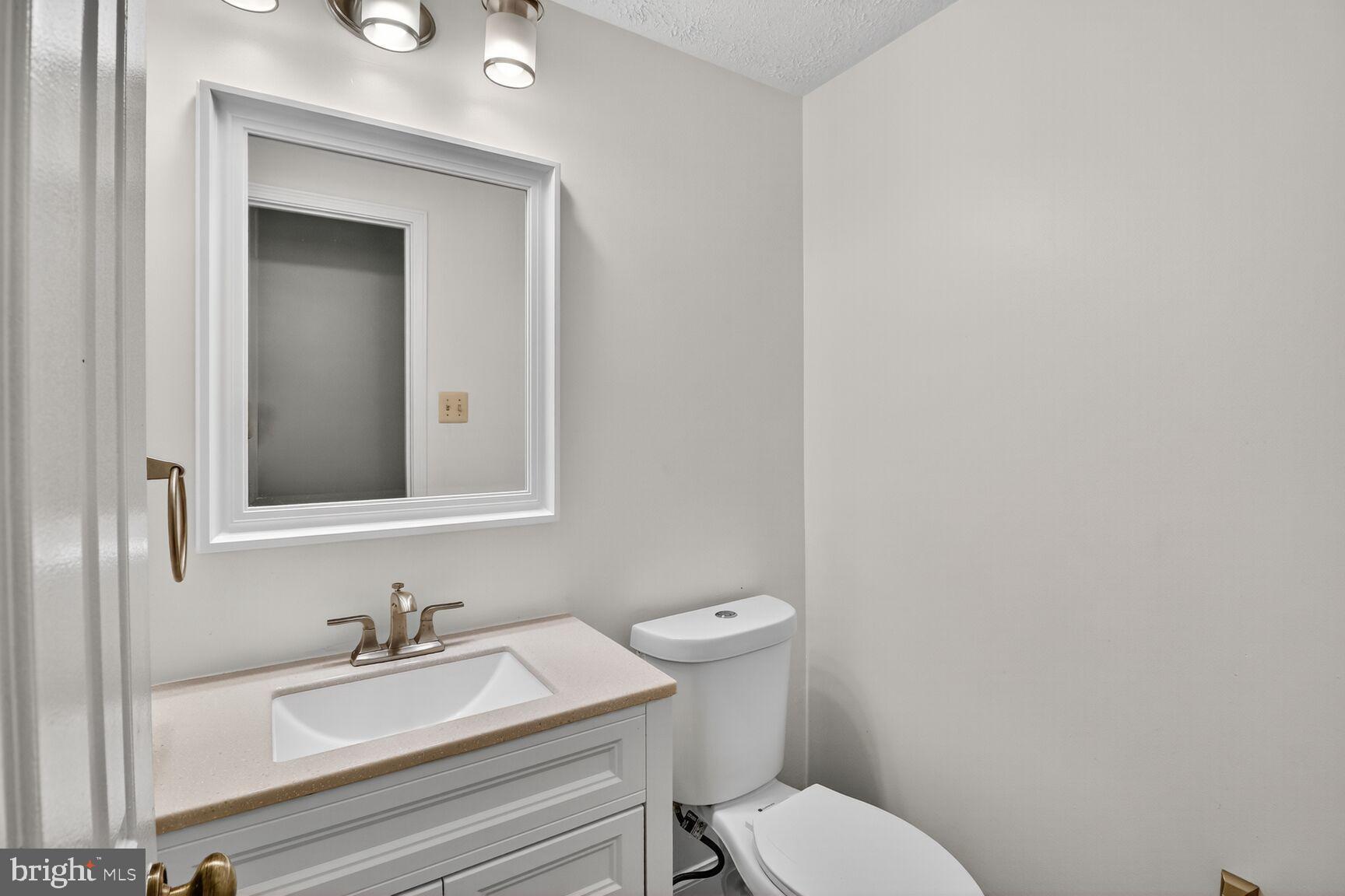 ELLICOTT HILLS - Residential Lease