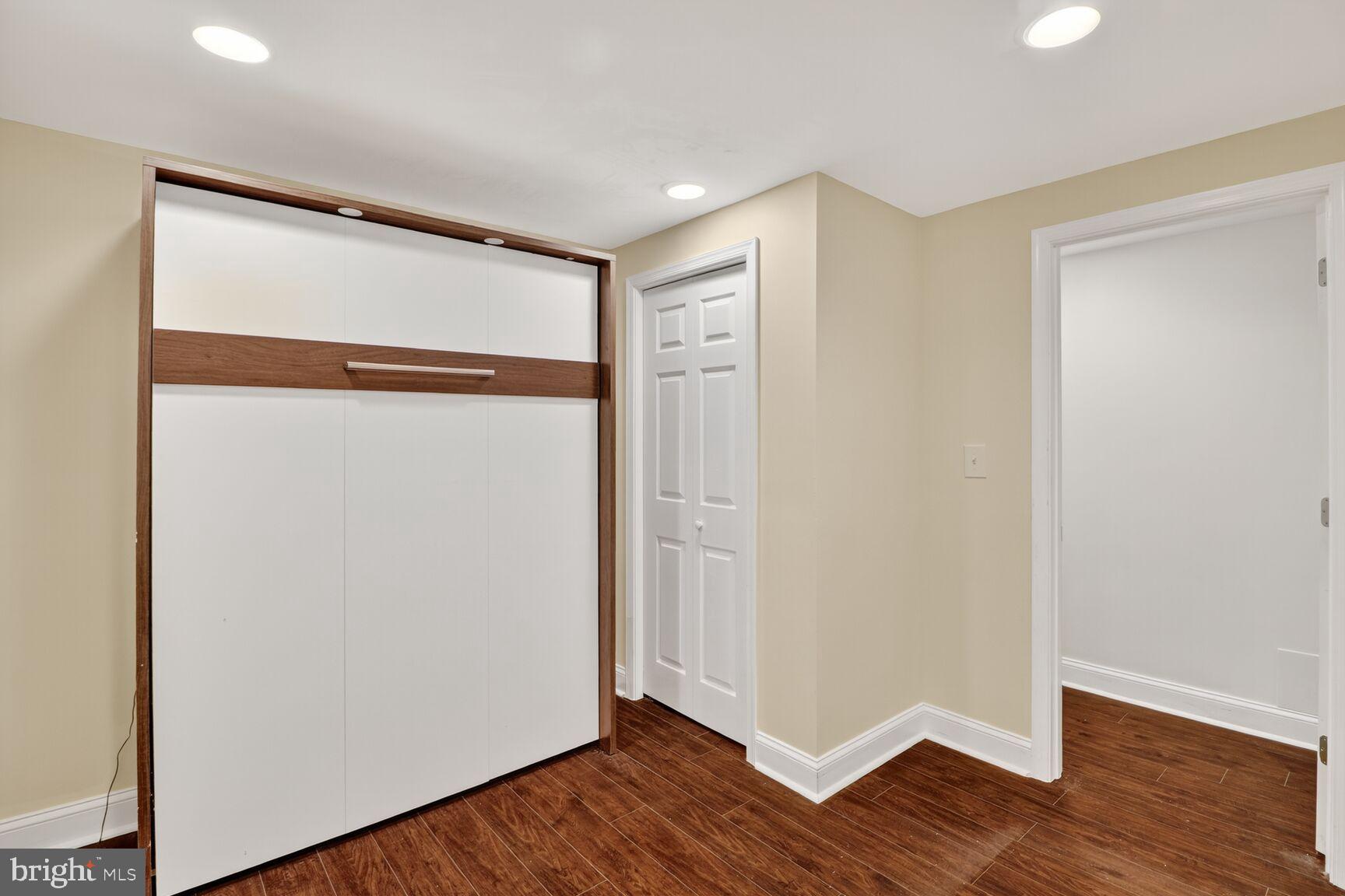 ELLICOTT HILLS - Residential Lease