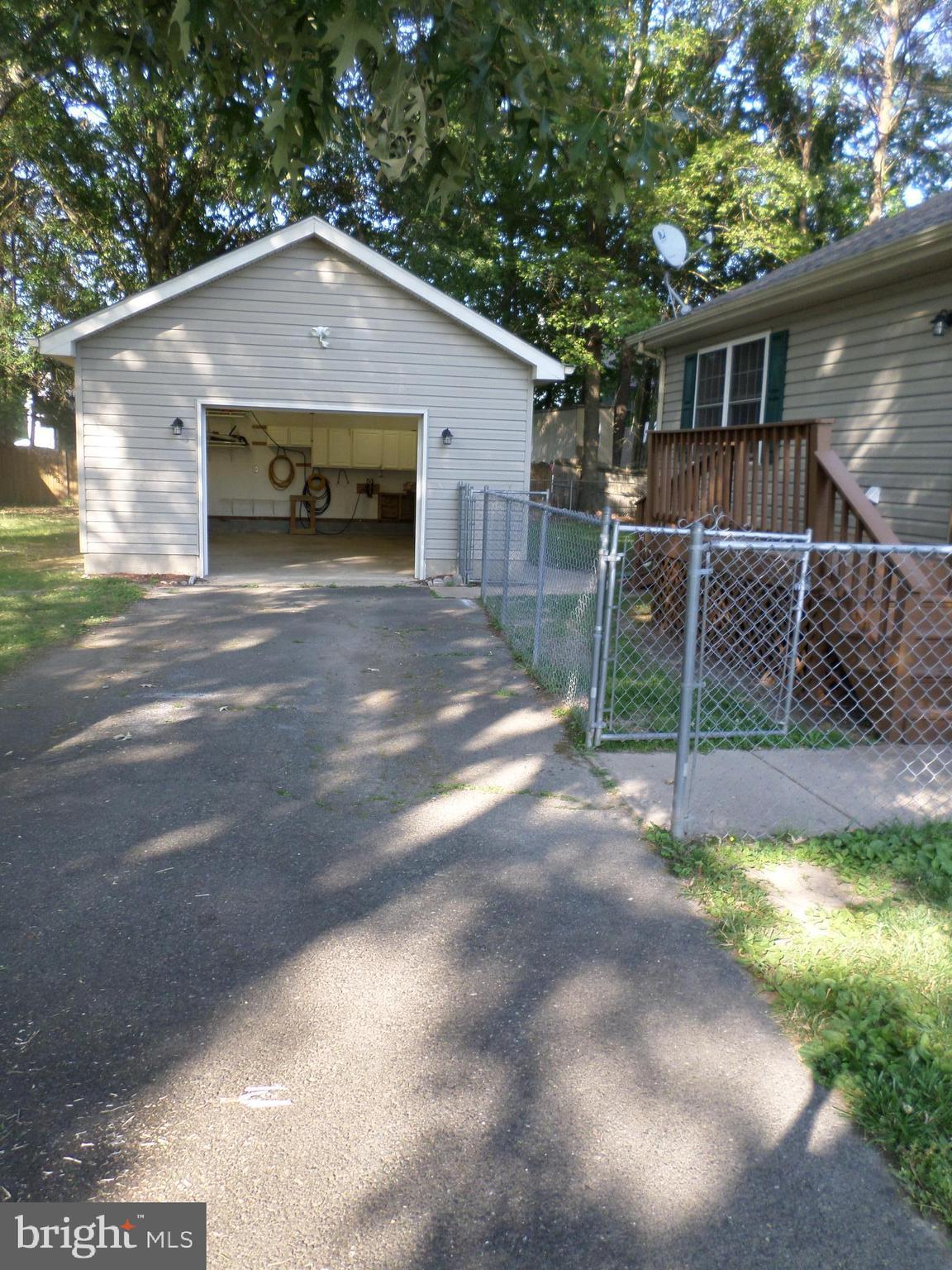 TOWN OF COLONIAL BEACH - Residential