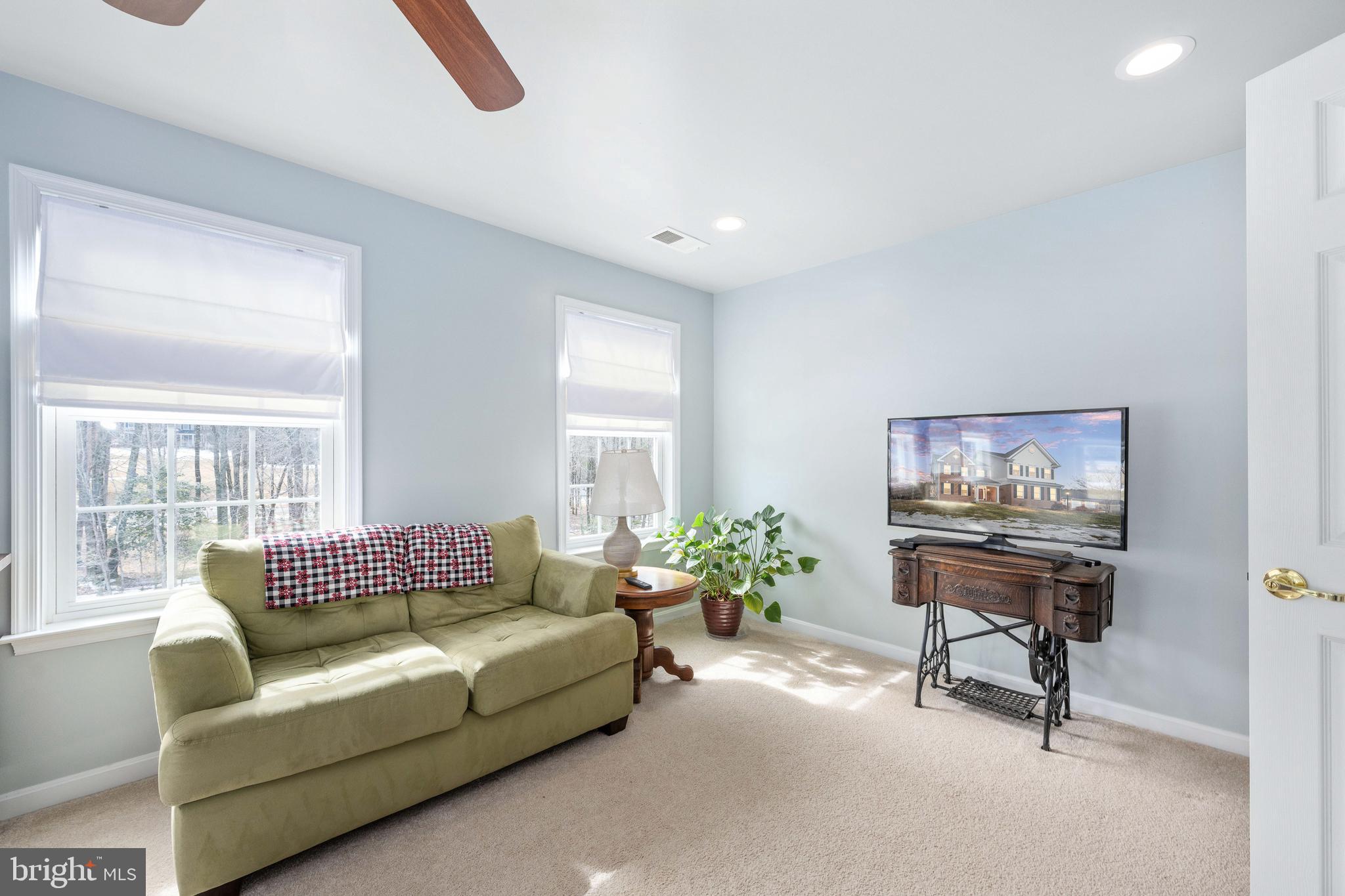 OAKLEY RESERVE - Residential