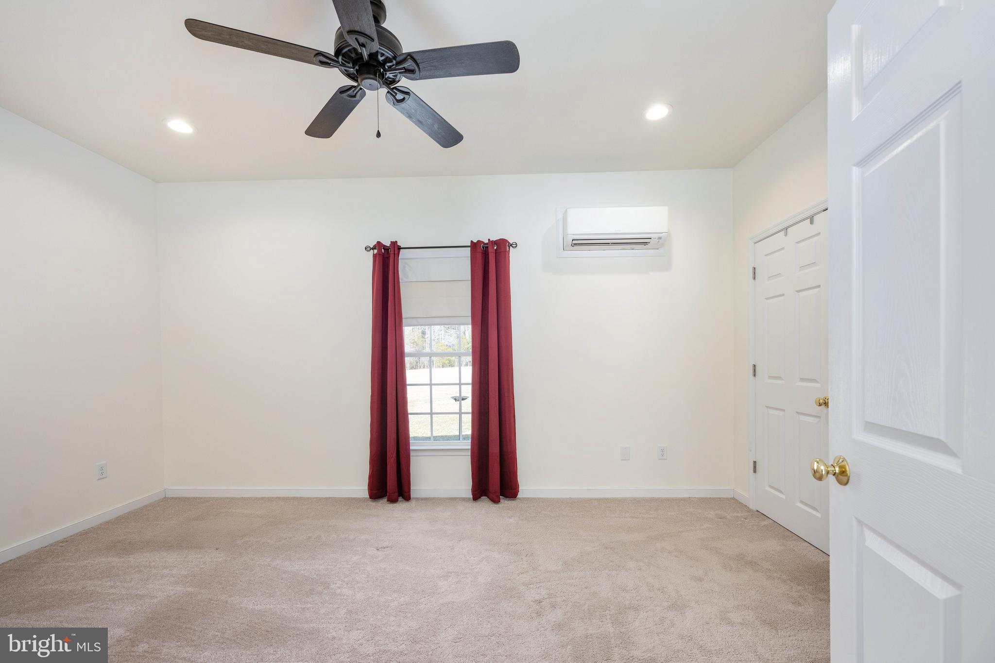 OAKLEY RESERVE - Residential