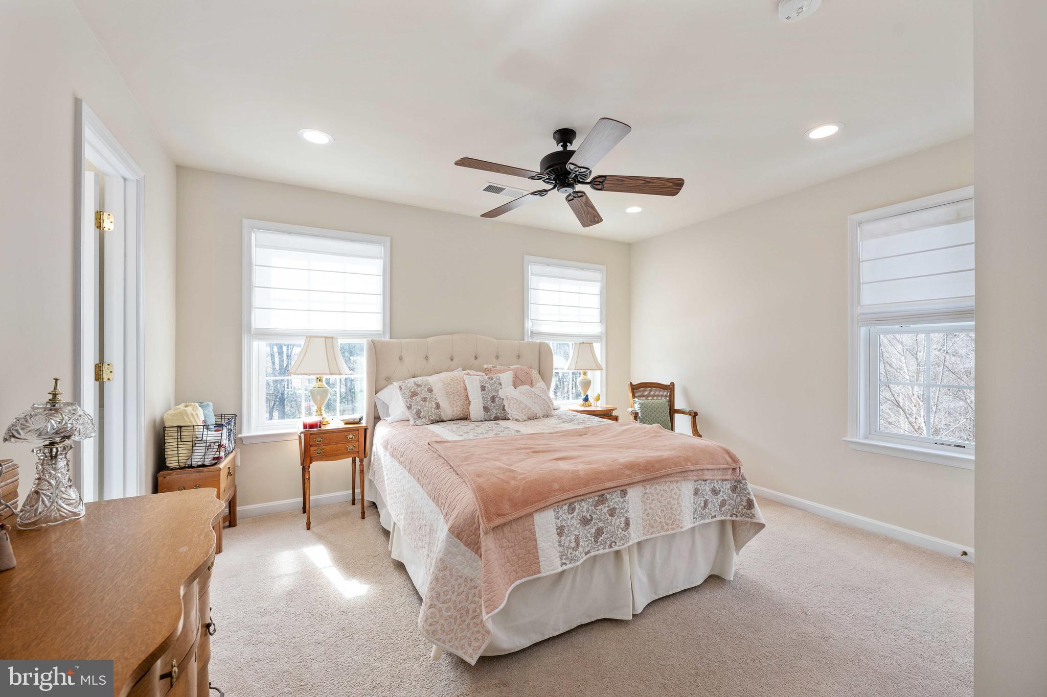 OAKLEY RESERVE - Residential