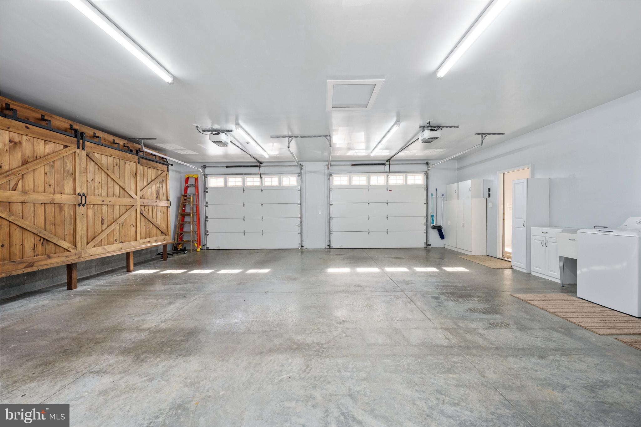 OAKLEY RESERVE - Residential