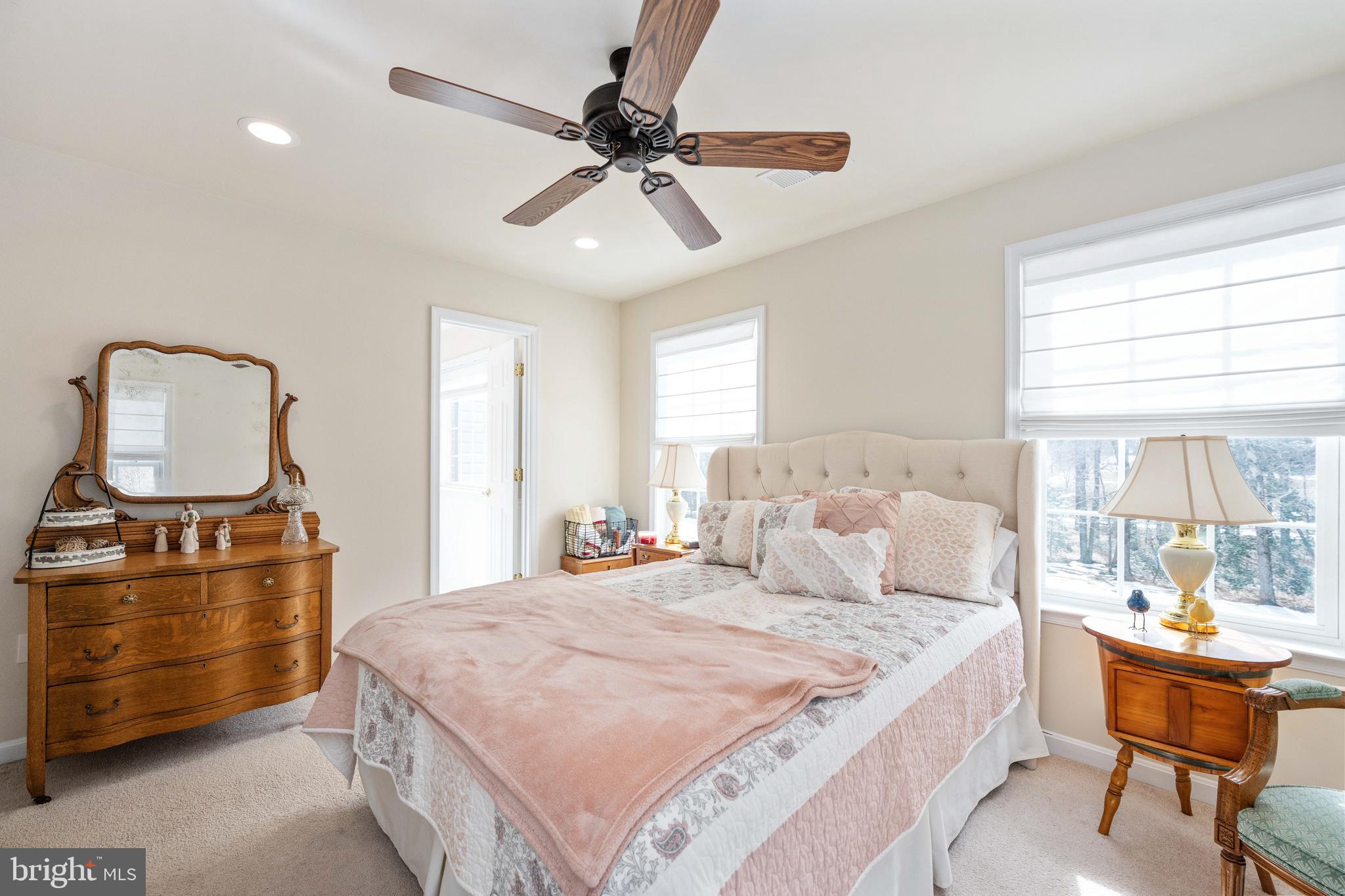 OAKLEY RESERVE - Residential