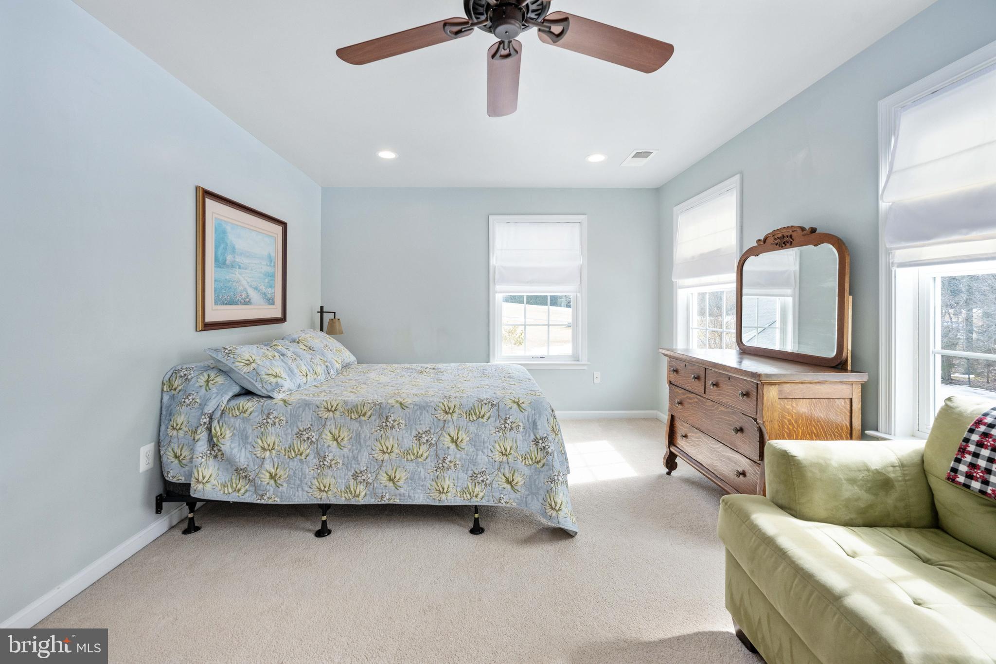 OAKLEY RESERVE - Residential