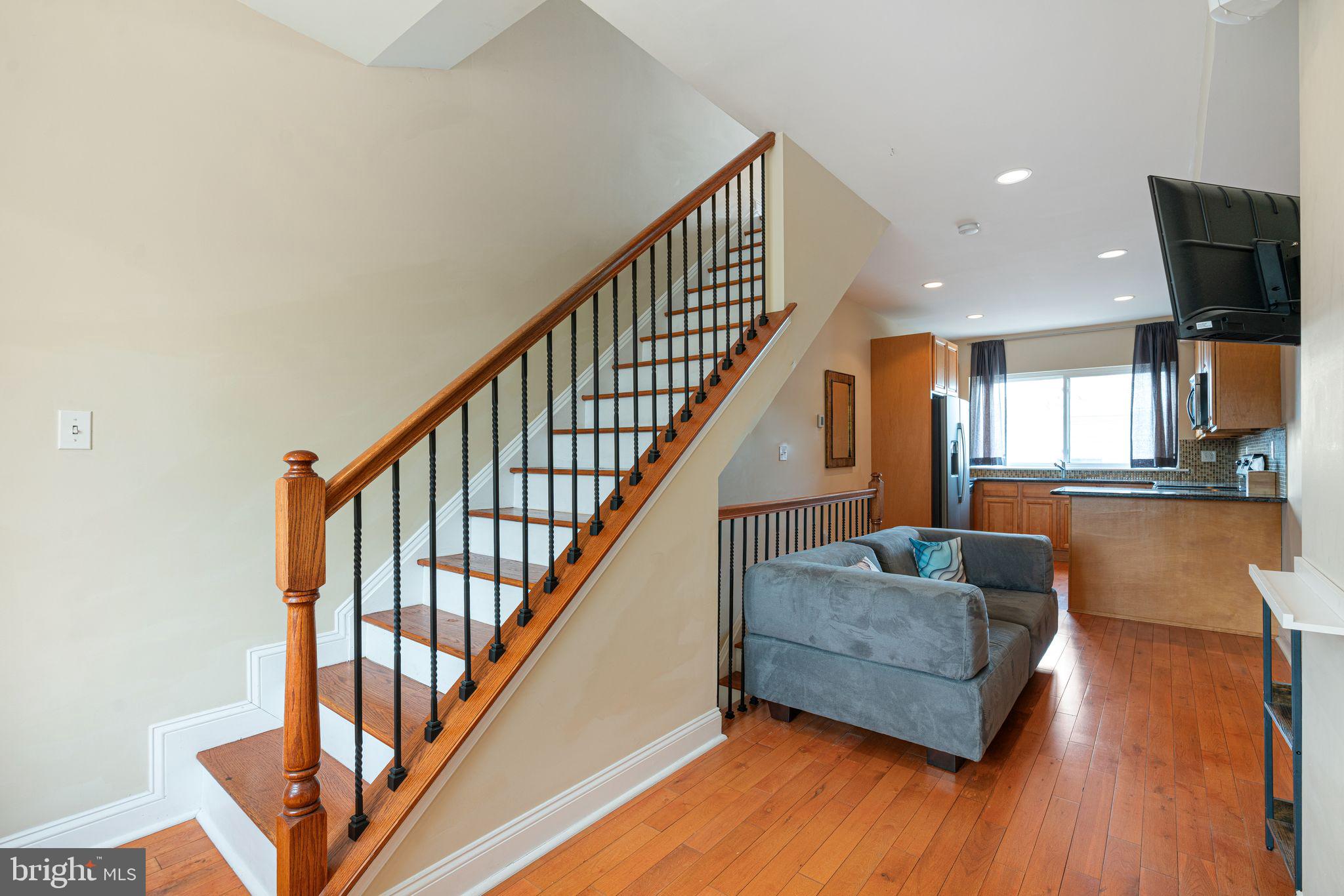 PASSYUNK SQUARE - Residential