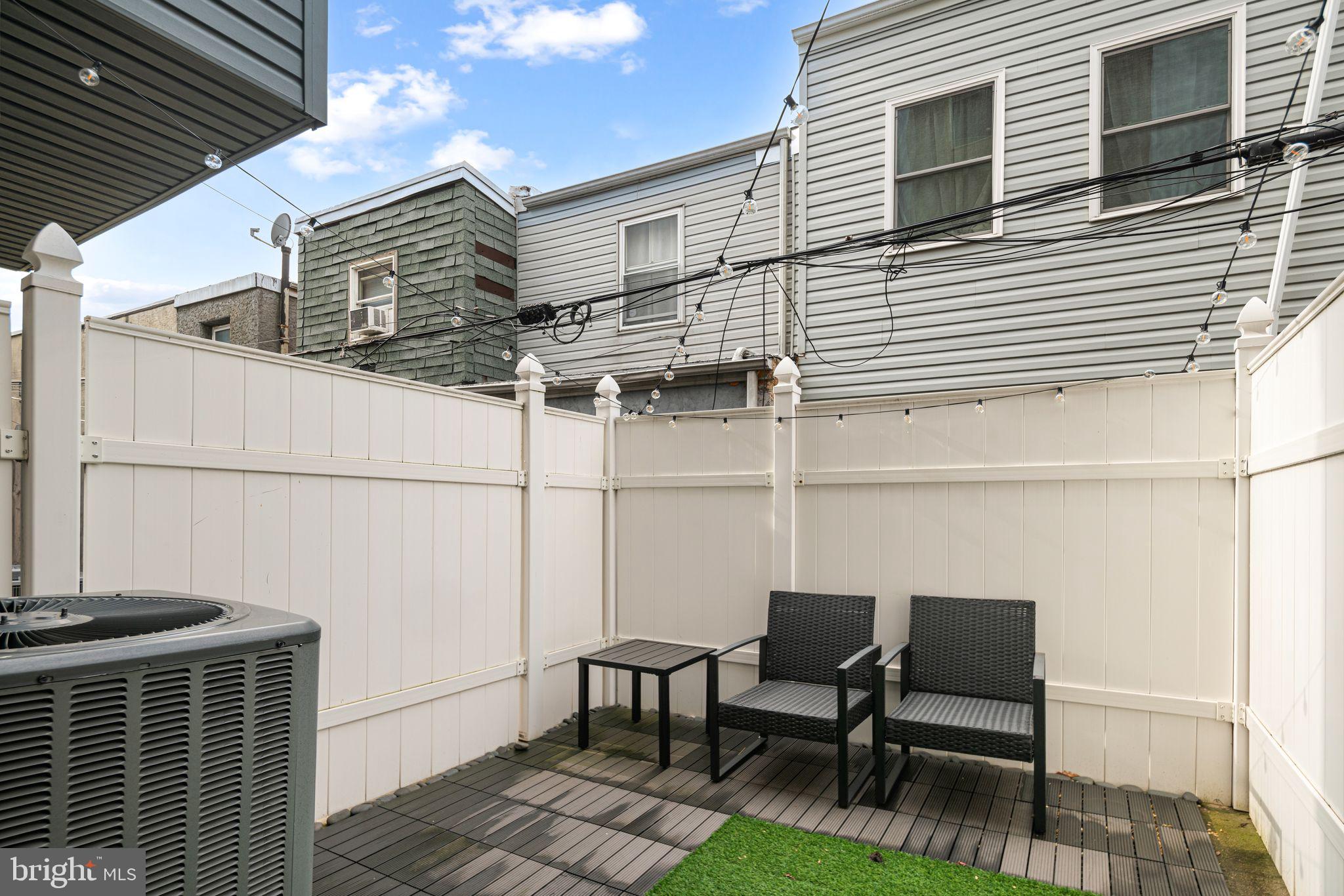 PASSYUNK SQUARE - Residential