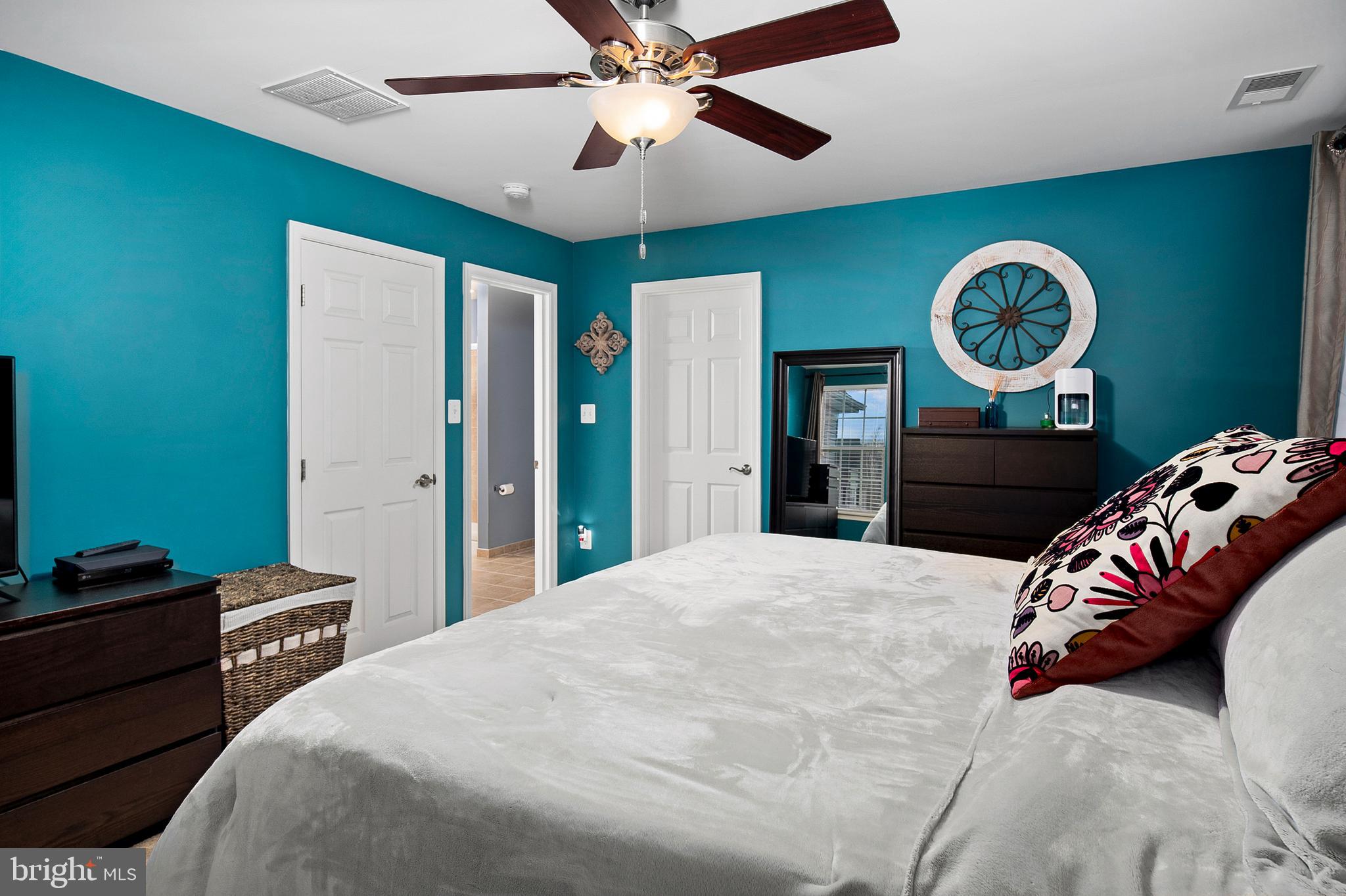 BRIDGEWATER AT CARVEL BEACH - Residential